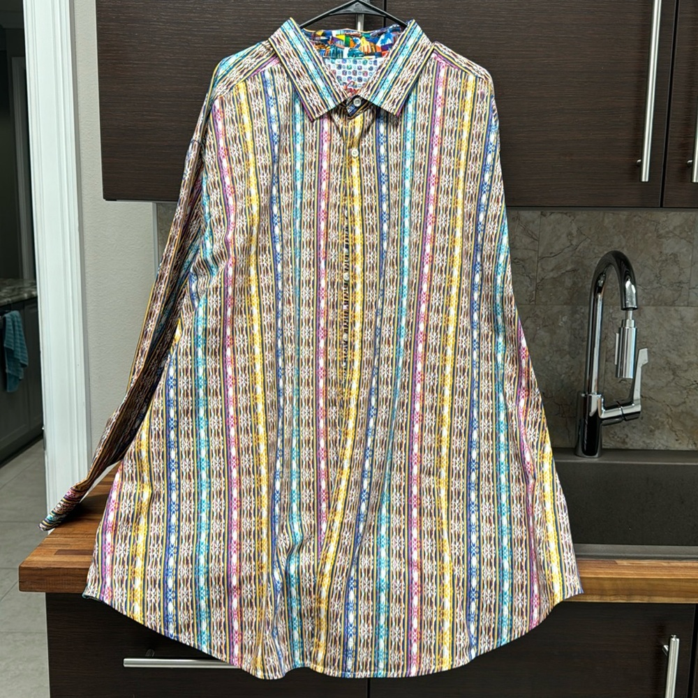 Robert Graham 4xl